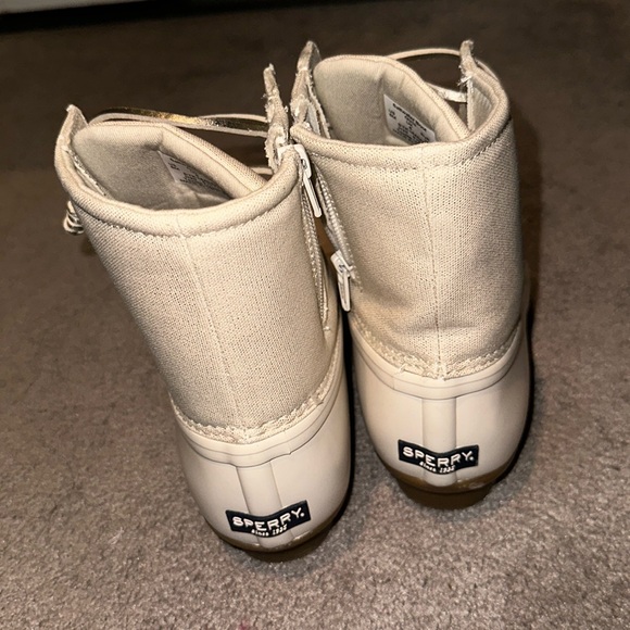 Sperry boots - Picture 3 of 5